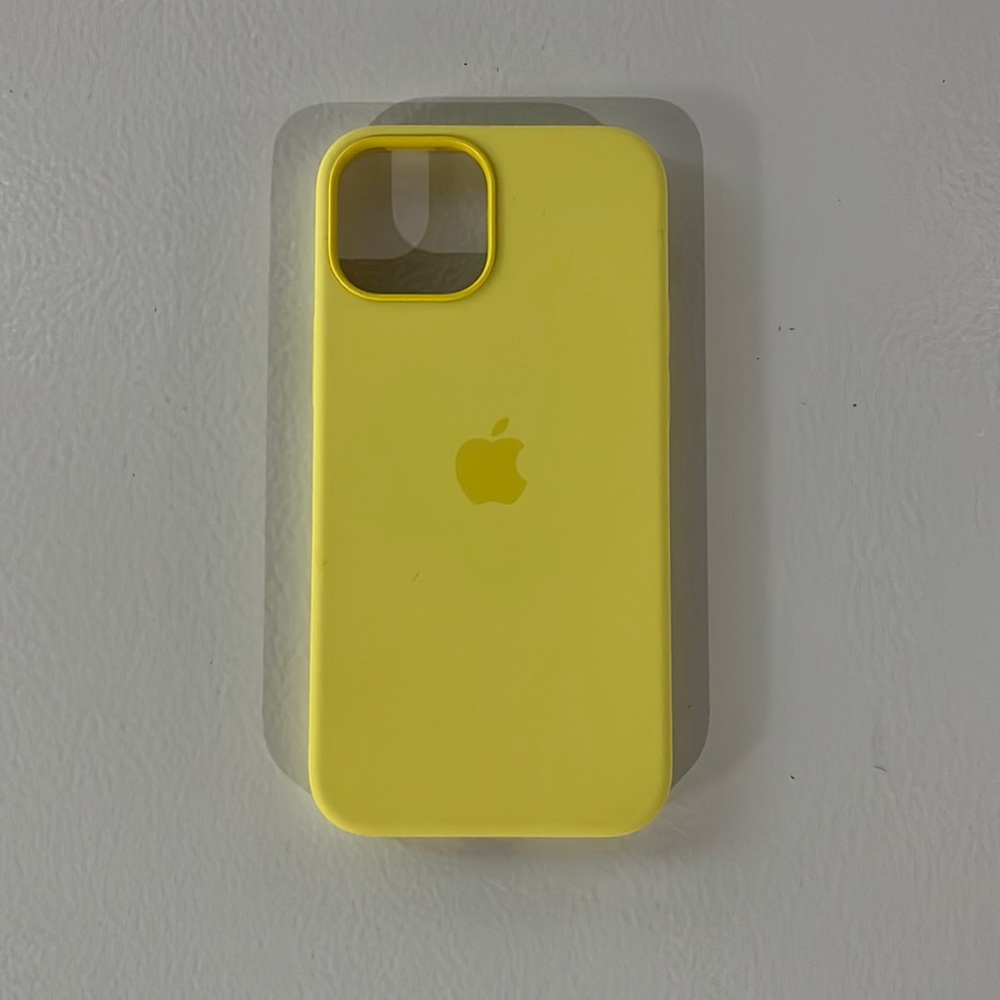 Apple iPhone 13 mini Yellow Silicone Case